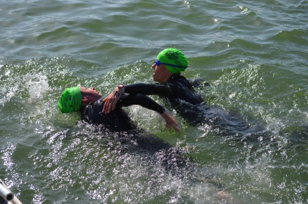 Amazing Blind Triathlete What\'s Your Excuse now?